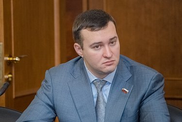 Новый год без фейерверков, но с подарками